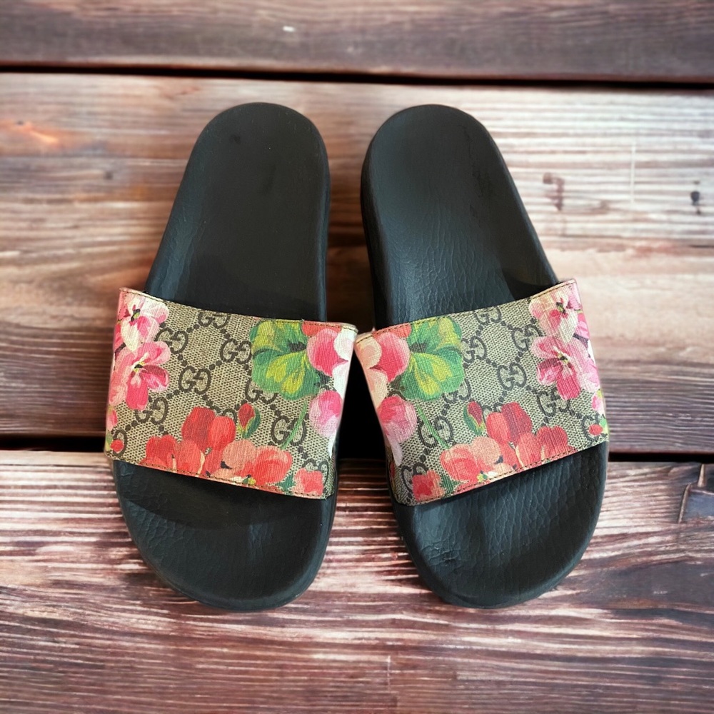 Gucci Blooms Supreme Floral Slide Sandals Italy - Size 37 Womens US 7 Authentic